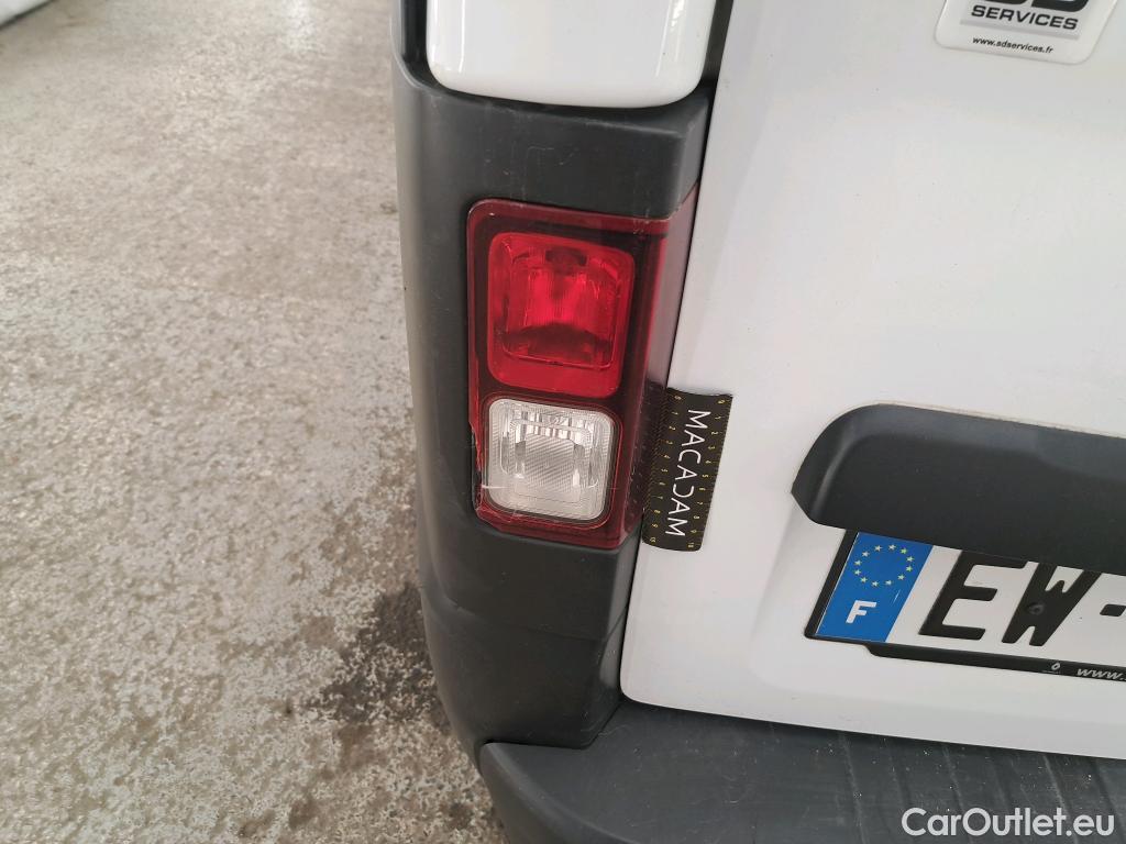 Renault  Trafic RENAULT  VU 4p Fourgon FG GCFL1H1 1000 dCi95 Stop&Start E6 #20