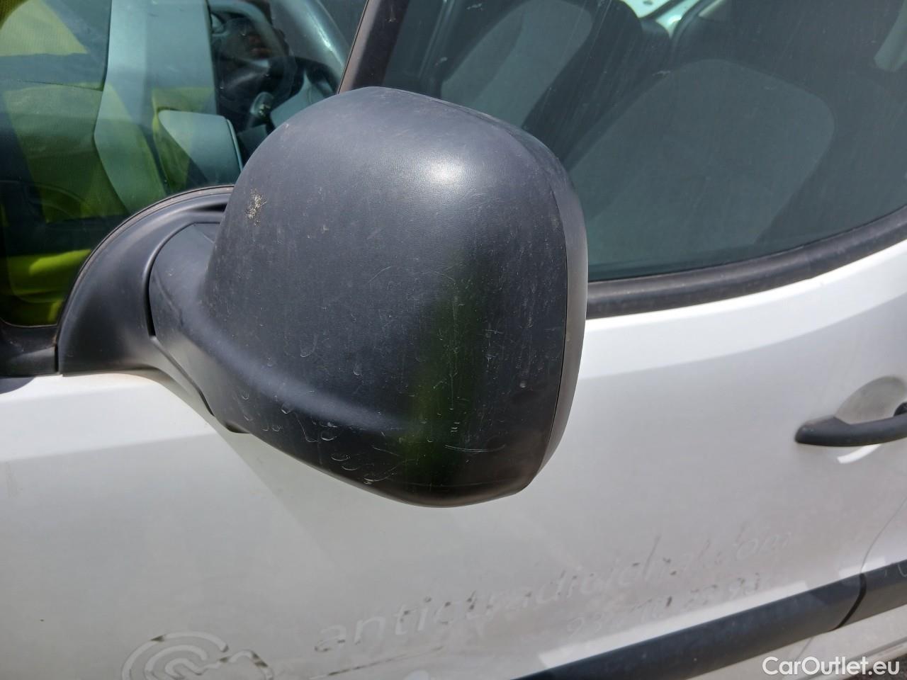  Citroen  Berlingo  Combi Live Edition 1.6 BlueHDi 100CV MT5 E5 #24