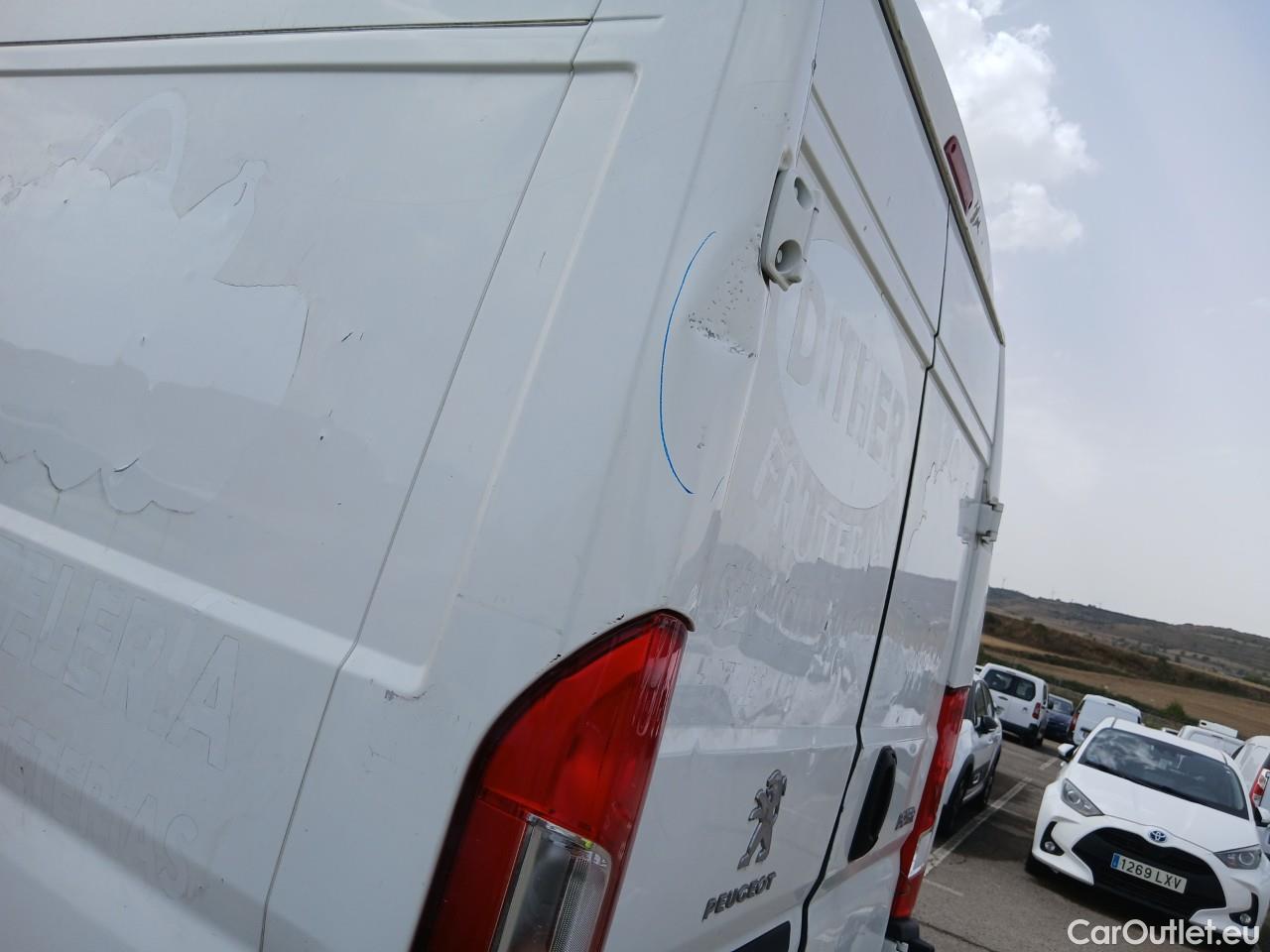  Peugeot  Boxer PEUGEOT  / 2014 / 4P / furgón 335 L2H2 BlueHDi 96KW (130CV) #38