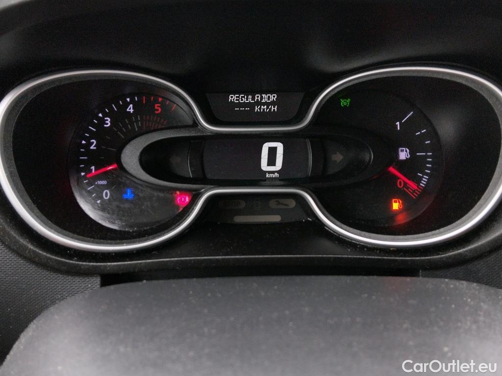  Renault  Trafic RENAULT  / 2019 / 4P / furgón Furgón 27 L1H1 Energy BluedCi 88 kW #18