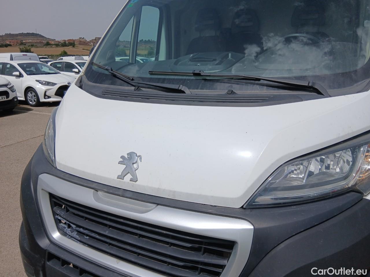  Peugeot  Boxer PEUGEOT  / 2014 / 4P / furgón 335 L2H2 BlueHDi 96KW (130CV) #28