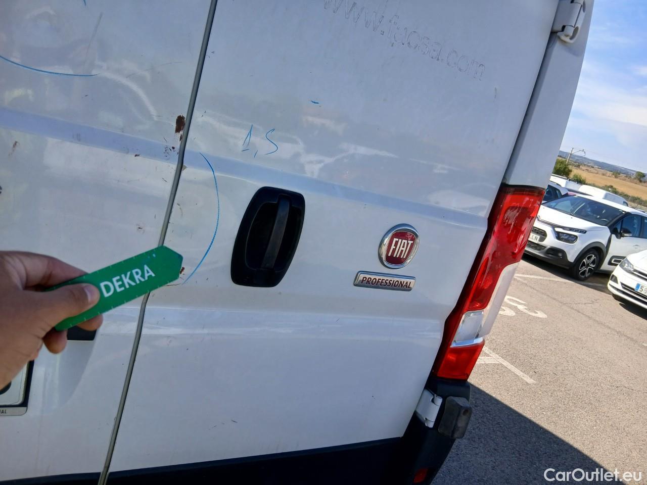  Fiat  Ducato FIAT  / 2014 / 4P / furgón 30 2.3 Multijet Furgón Corto Alto 96kW #36