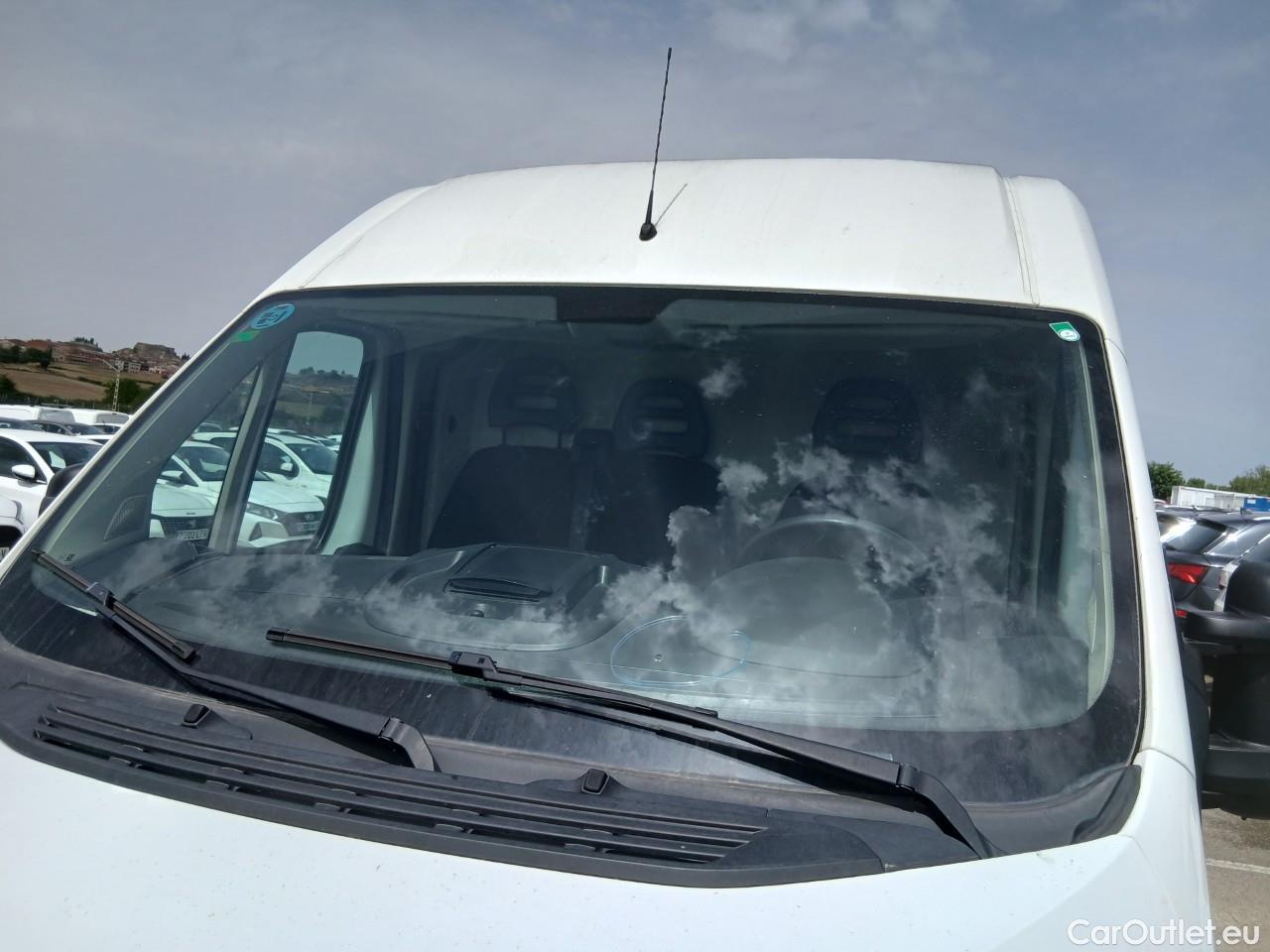  Peugeot  Boxer PEUGEOT  / 2014 / 4P / furgón 335 L2H2 BlueHDi 96KW (130CV) #31