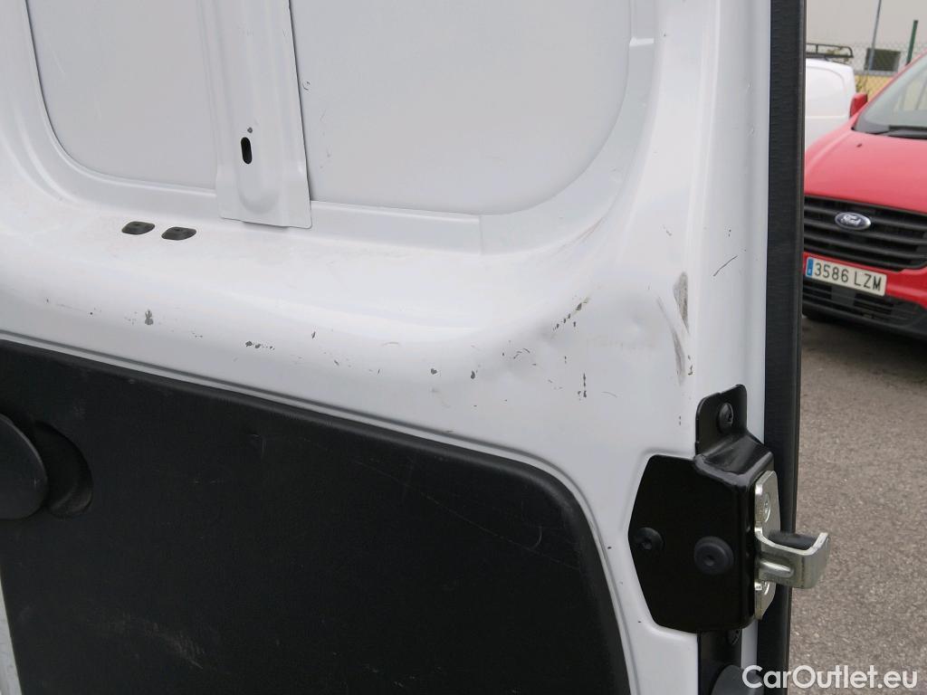  Renault  Trafic RENAULT  / 2019 / 4P / furgón Furgón 27 L1H1 Energy BluedCi 88 kW #5
