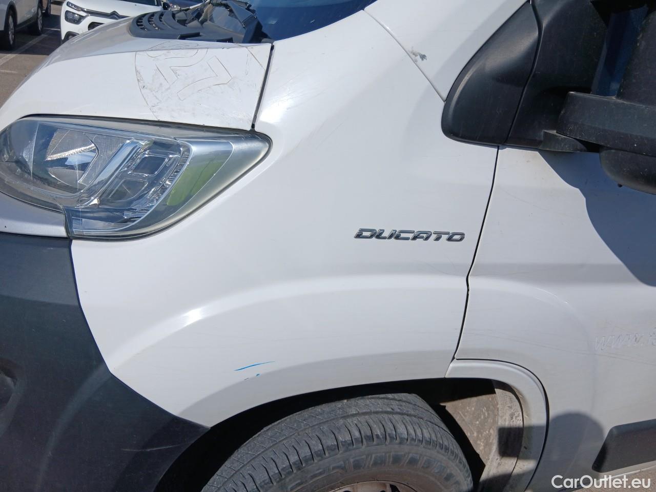  Fiat  Ducato FIAT  / 2014 / 4P / furgón 30 2.3 Multijet Furgón Corto Alto 96kW #19