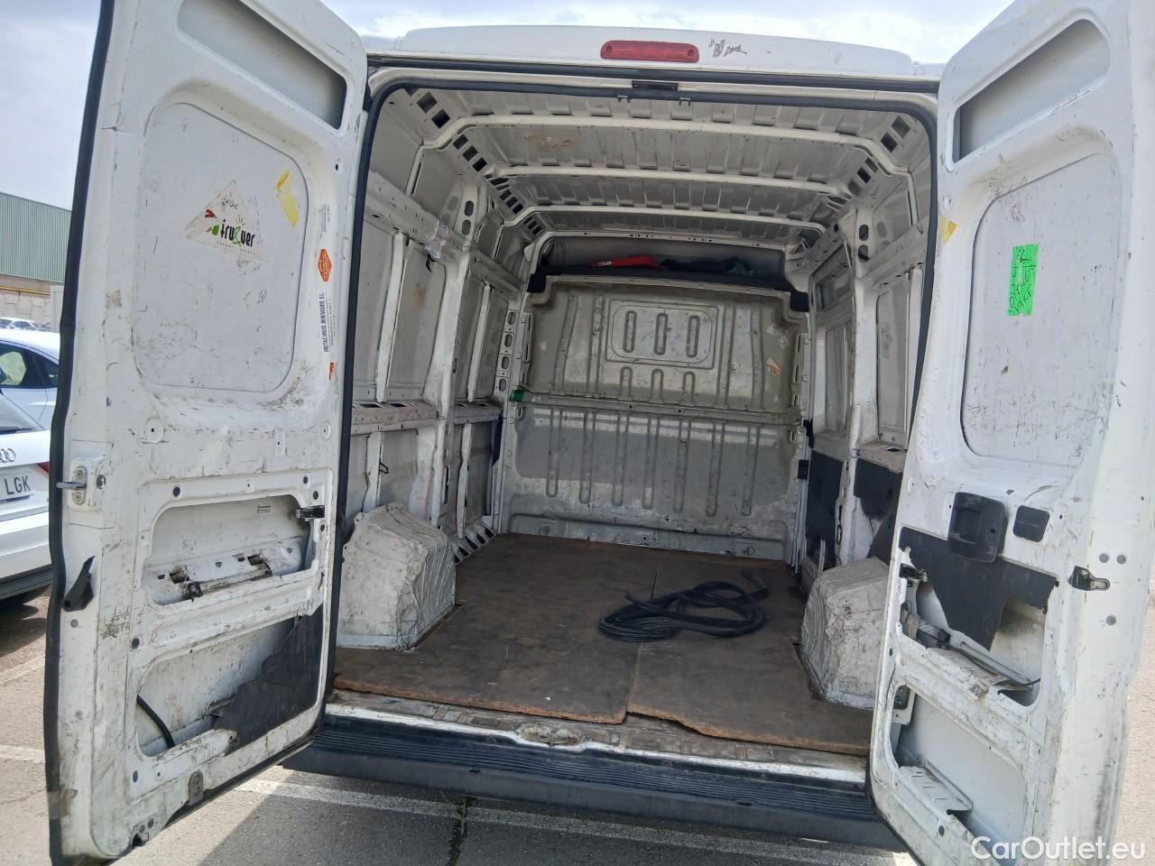  Peugeot  Boxer PEUGEOT  / 2014 / 4P / furgón 335 L2H2 BlueHDi 96KW (130CV) #6