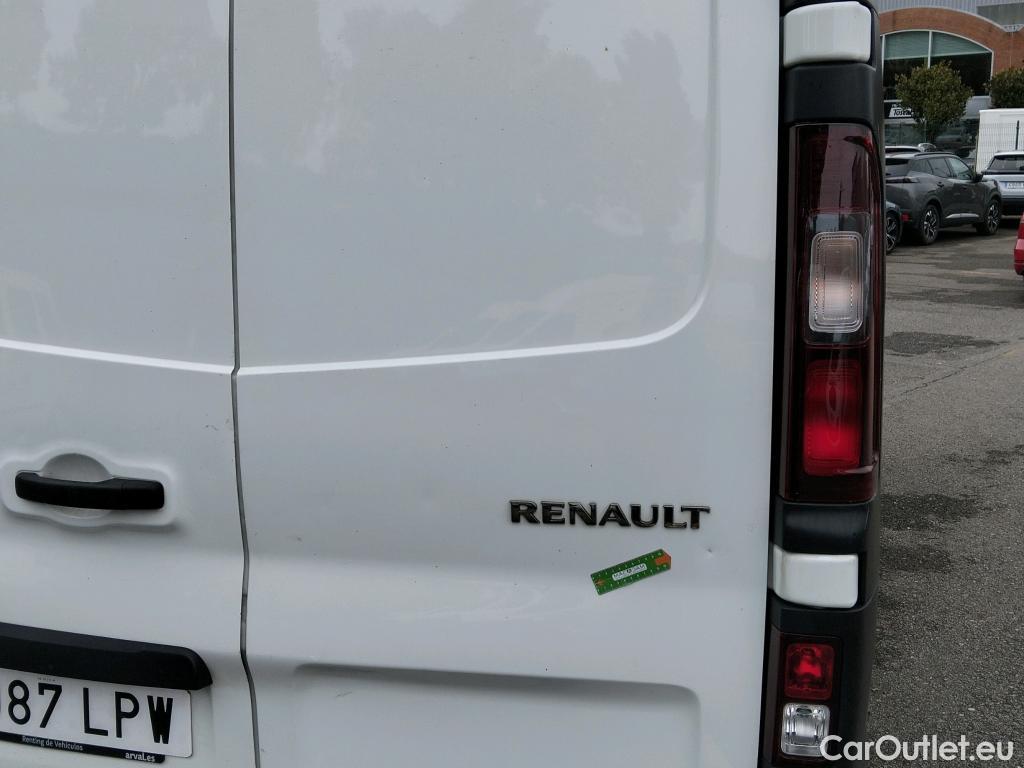  Renault  Trafic RENAULT  / 2019 / 4P / furgón Furgón 27 L1H1 Energy BluedCi 88 kW #26
