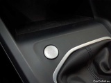  Volkswagen  Golf  2.0 TDI SCR Life   Manual Diesel  24 #15
