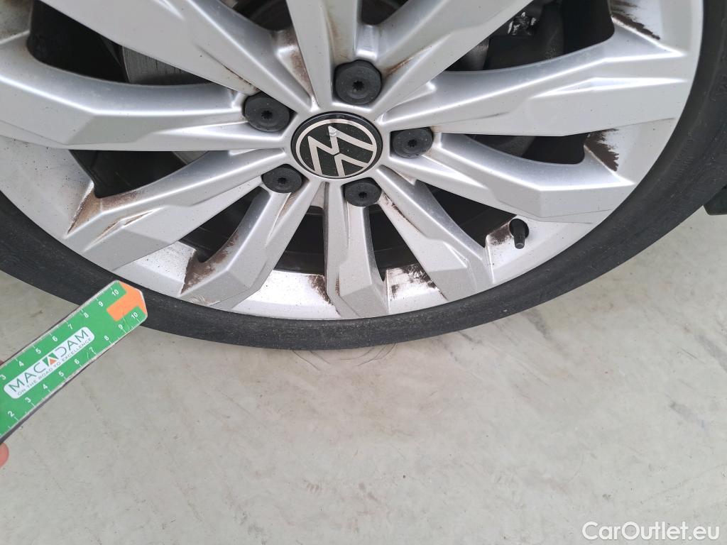  Volkswagen  T-ROC  Advance 2.0 TDI 150CV AT7 E6d #20