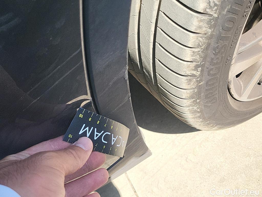  Bmw  X1 Serie  sDrive 18i Advantage 1.5 140CV AT7 E6dT #27