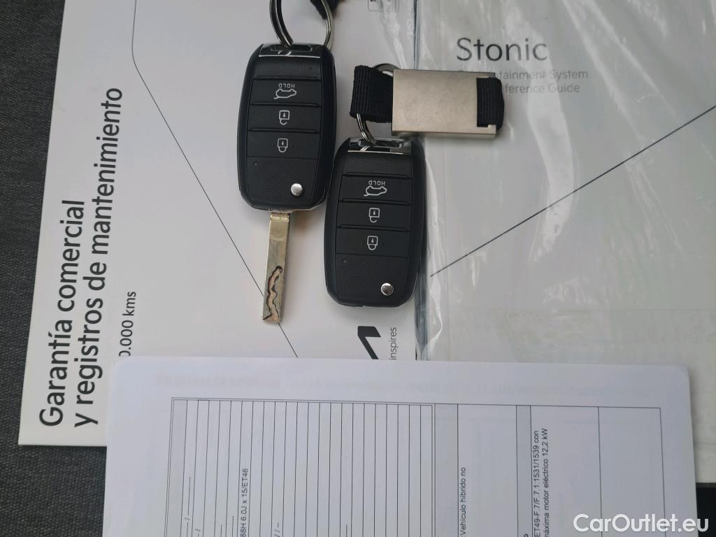  KIA  STONIC  Concept 1.0 T-GDI 100CV MT6 E6d #17