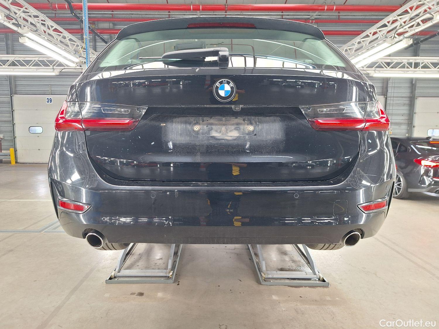  Bmw  Serie 3 BMW, 3-serie Touring '18, BMW 3 Reeks Touring 318dA (100 kW) 5d #17