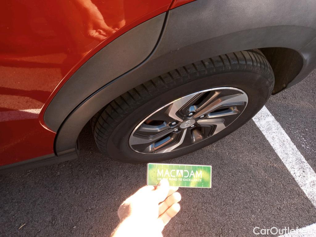  Hyundai  Konna HYUNDAI Kona / 2017 / 5P / todoterreno 1.6 GDI HEV Klass DCT #4