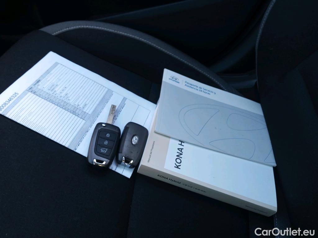  Hyundai  Konna HYUNDAI Kona / 2017 / 5P / todoterreno 1.6 GDI HEV Klass DCT #11
