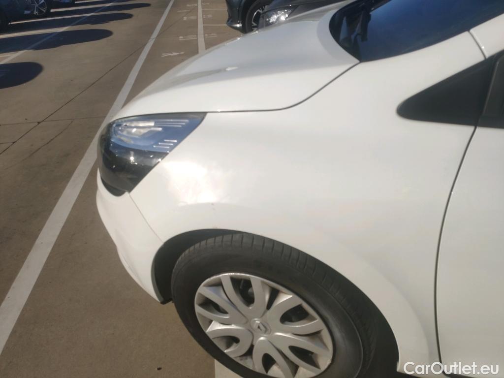  Renault  Clio  IV Business 1.5 dCi 90CV MT5 E6 #9