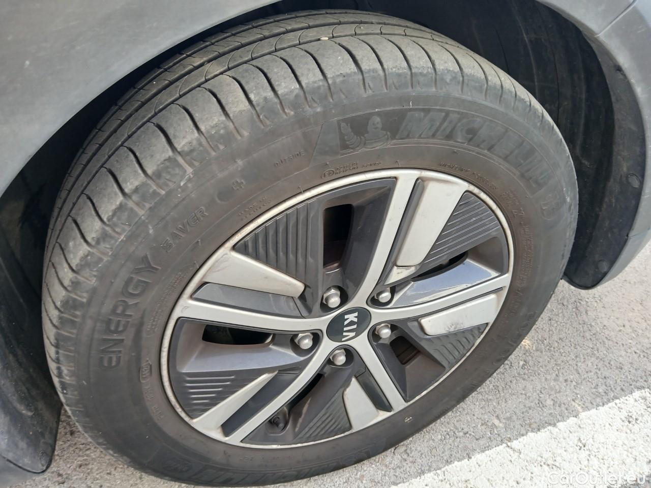  KIA  Niro  Drive 1.6 105CV AT6 E6d #24