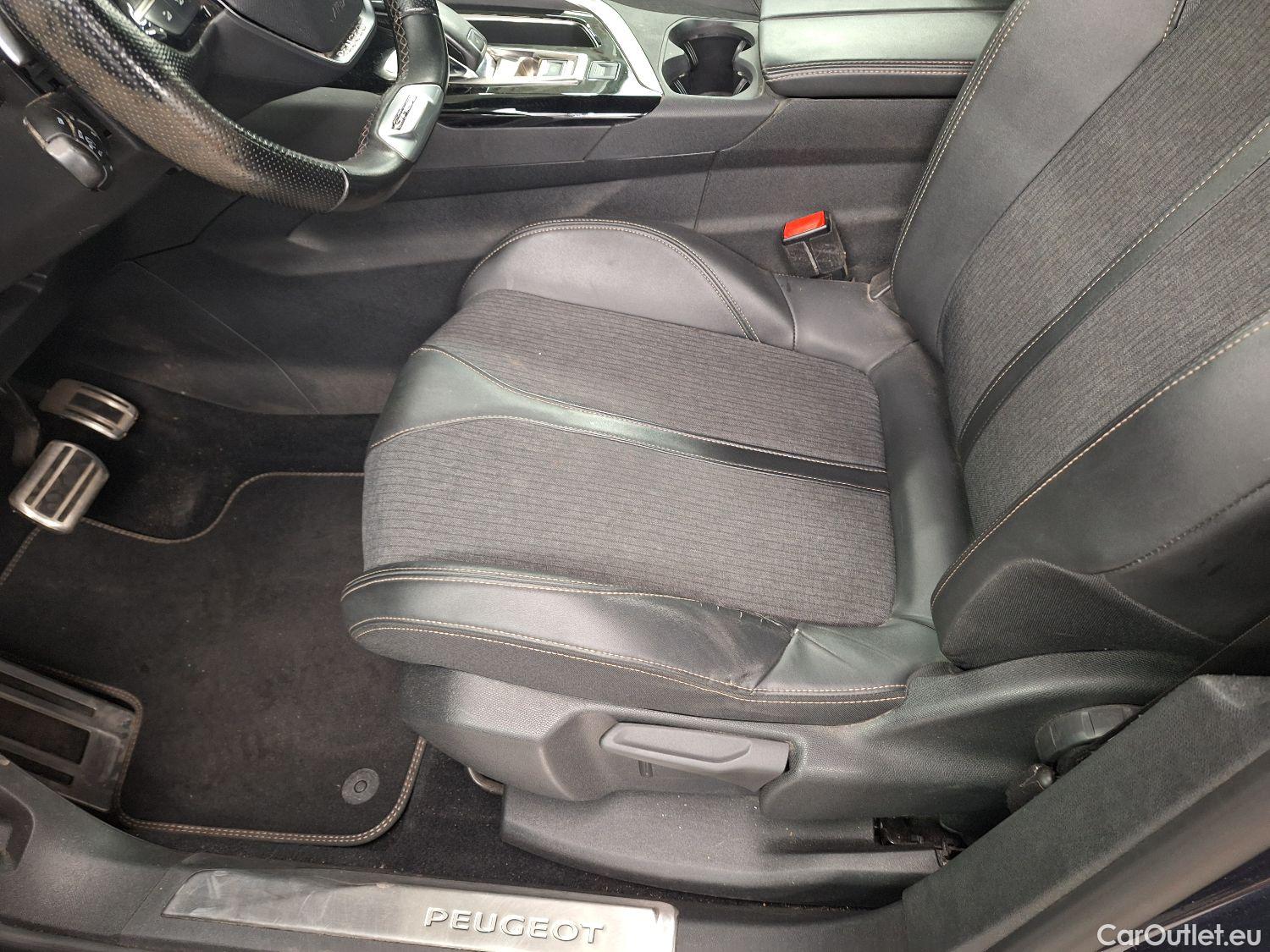  Peugeot  5008 Peugeot,  '16, Peugeot  1.5 BlueHDi 96kW S&S EAT8 GT Line 5d #9
