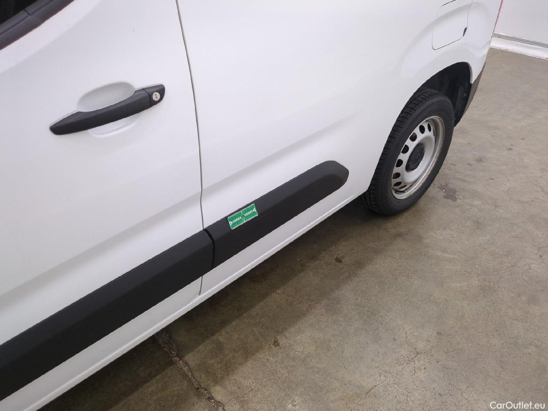  Citroen  Berlingo  Fourgon Control M 1000 1.5 BlueHDi 100CV BVM5 E6dT #25