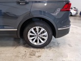 Volkswagen  Tiguan VOLKSWAGEN  / 2020 / 5P / SUV 2.0 TDI SCR 110KW LIFE DSG #63