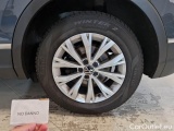 Volkswagen  Tiguan VOLKSWAGEN  / 2020 / 5P / SUV 2.0 TDI SCR 110KW LIFE DSG #64