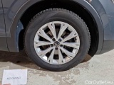  Volkswagen  Tiguan VOLKSWAGEN  / 2020 / 5P / SUV 2.0 TDI SCR 110KW LIFE DSG #68