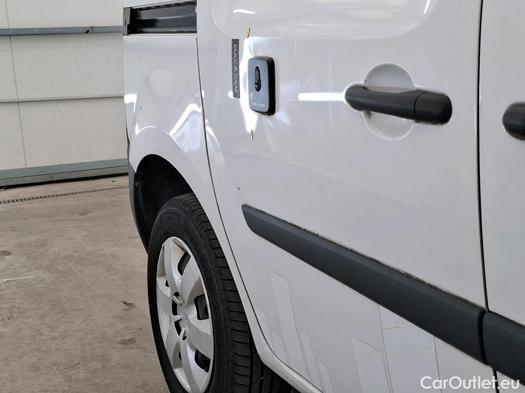  Renault  Kangoo  II Express Grand Confort (L1) 1.5 dCi 80CV BVM6 E6dT #51