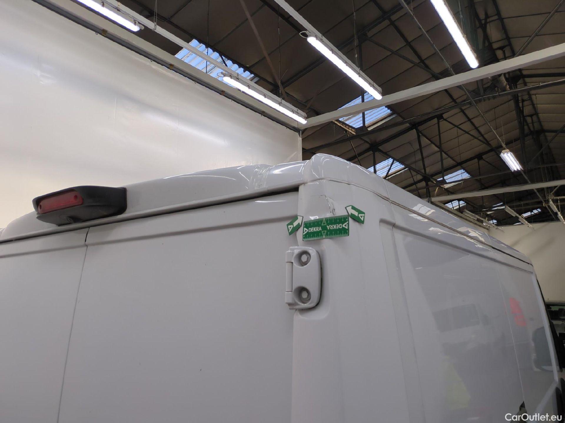  Fiat  Ducato FIAT  / 2014 / 4P / Fourgon tôlé 2.3 Multijet 120 3.0 C H1 Business #8