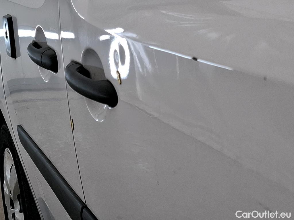  Renault  Kangoo  II Express Grand Confort (L1) 1.5 dCi 80CV BVM6 E6dT #37