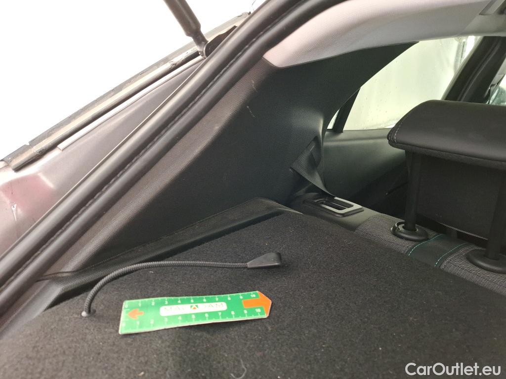  Peugeot  2008  Allure 1.2 PureTech 100CV BVM6 E6d #8