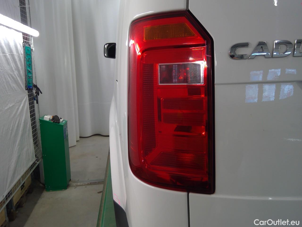  Volkswagen  Caddy  TDI 75 Maxi Aut. #11