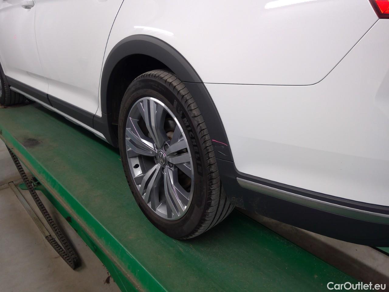  Volkswagen  Passat  All.TDI 190 4M Aut #9