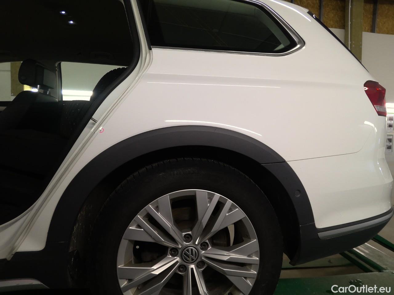 Volkswagen  Passat  All.TDI 190 4M GT Aut #26