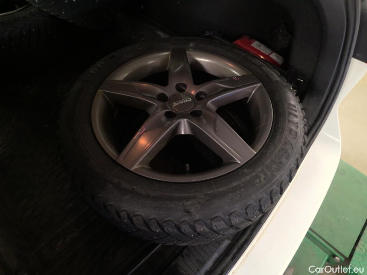  Volkswagen  Passat  All.TDI 190 4M GT Aut #7