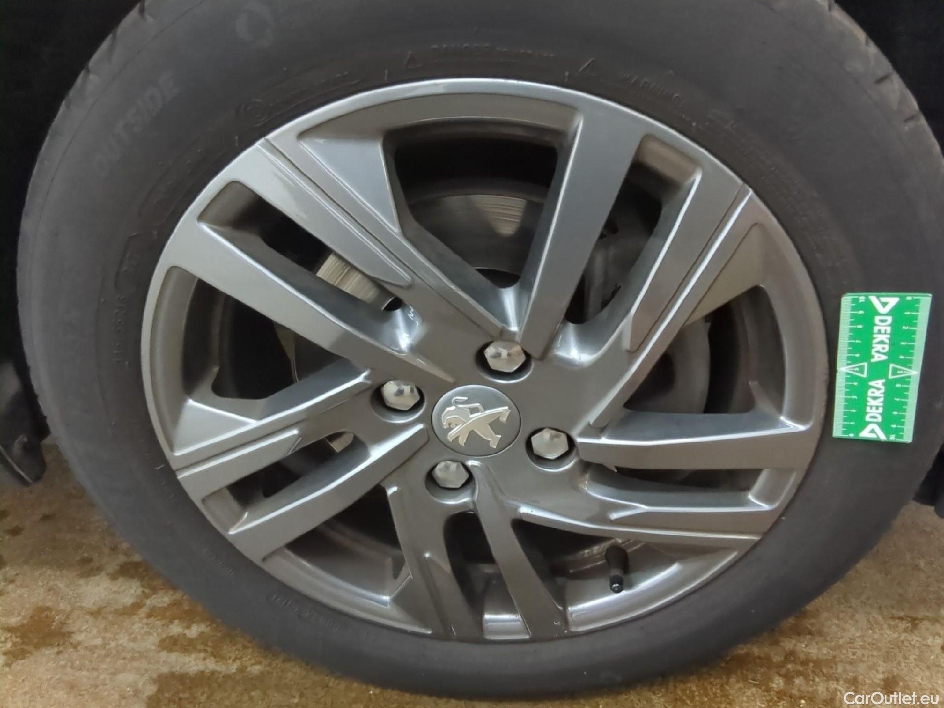  Peugeot  208  Active Pack 1.2 PureTech 100CV BVM6 E6d #7