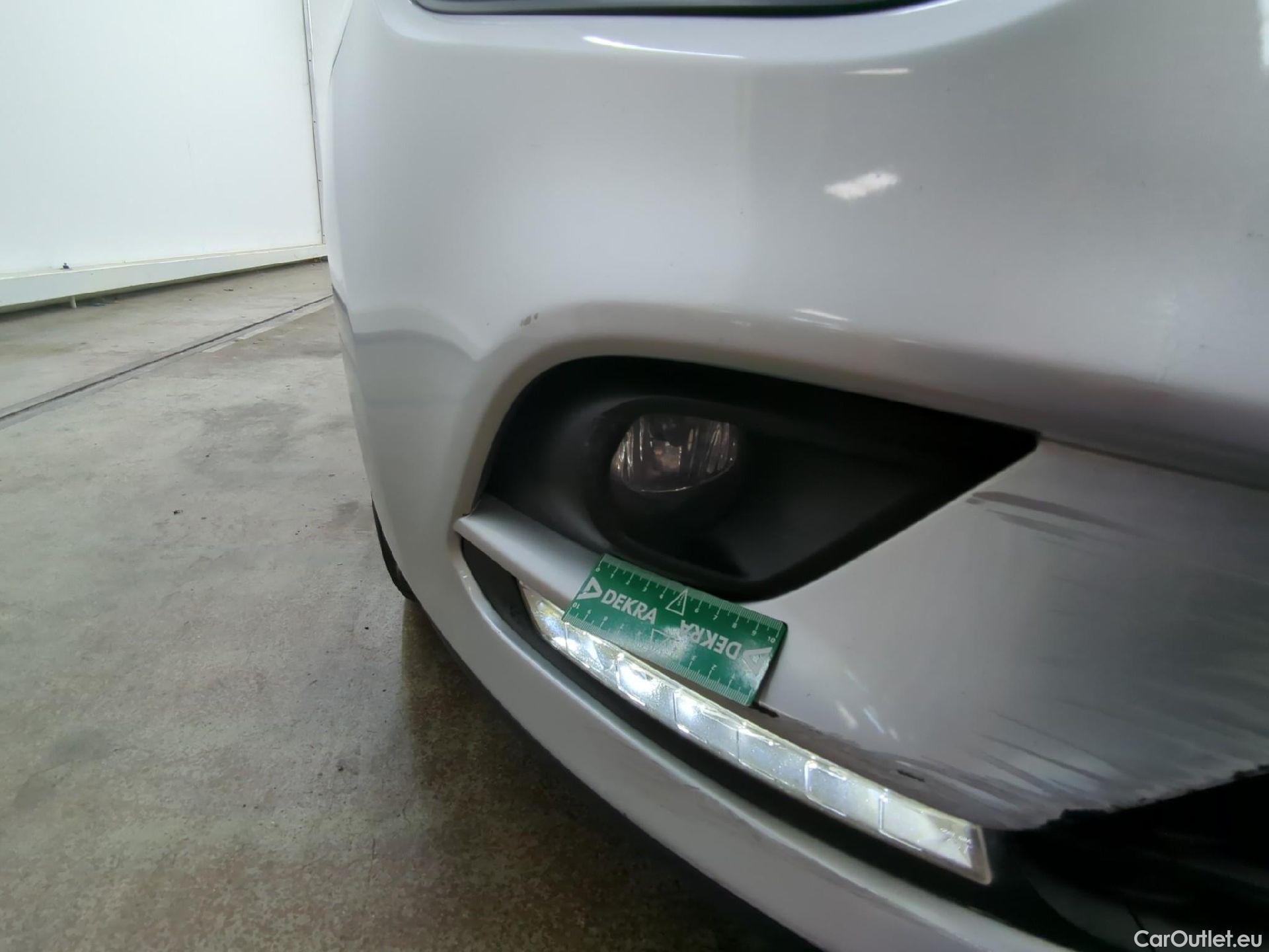  Renault  Clio  IV Business 0.9 TCe 90CV BVM5 E6 #20