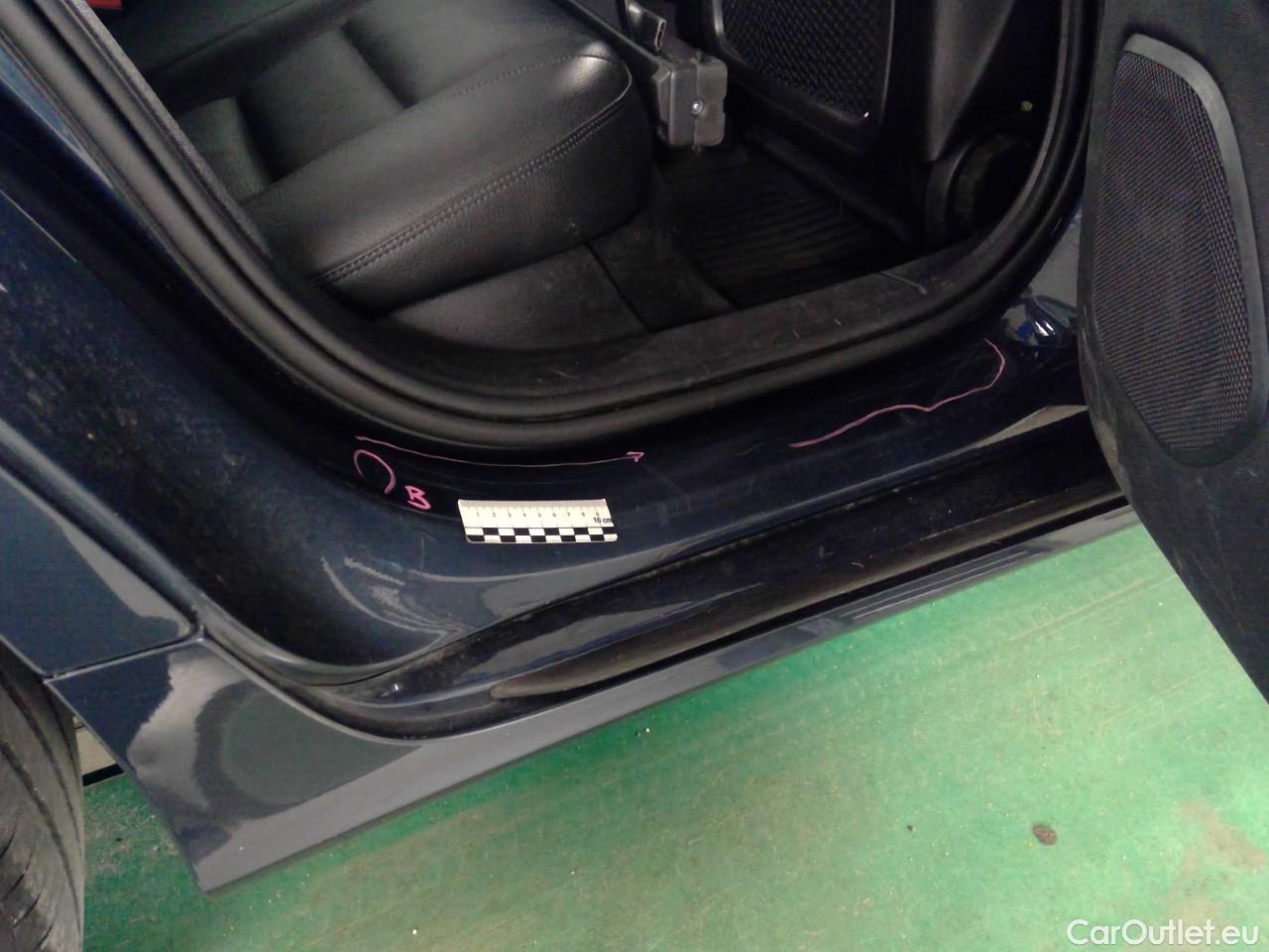 Volvo  V60  B4 D FWD Mom.Adv.SE Pa.Aut #40