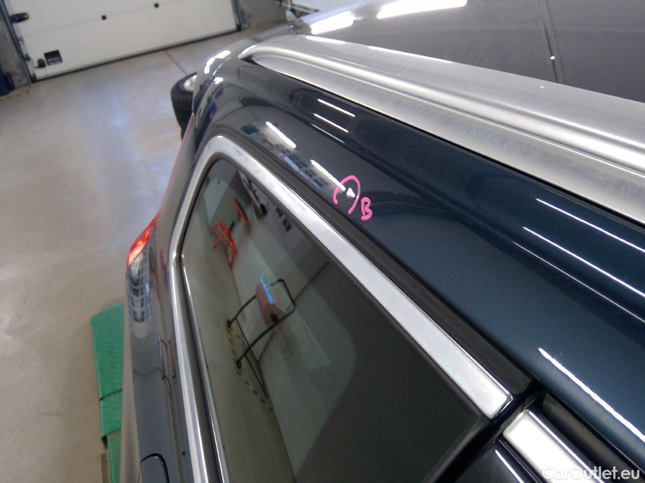  Volvo  V60  B4 D FWD Mom.Adv.SE Pa.Aut #54