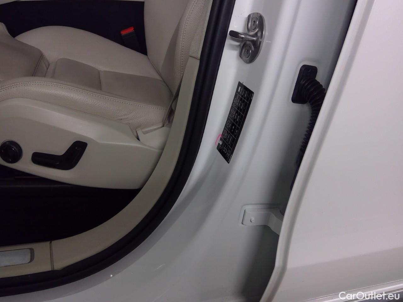 Volvo  XC90  T8 455 Insc.Rec. AWD Aut #17