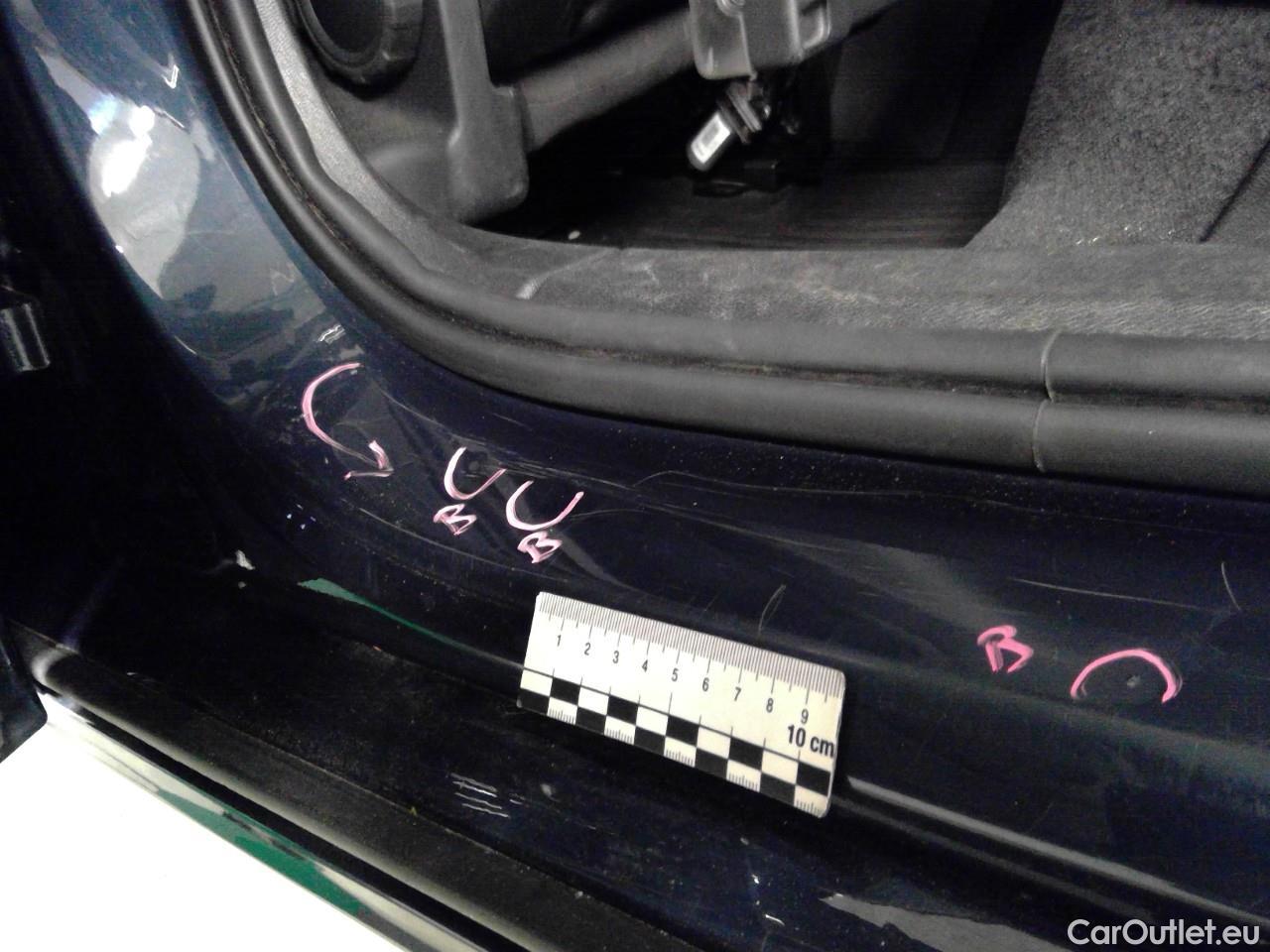  Volvo  V60  B4 D FWD Mom.Adv.SE Pa.Aut #21