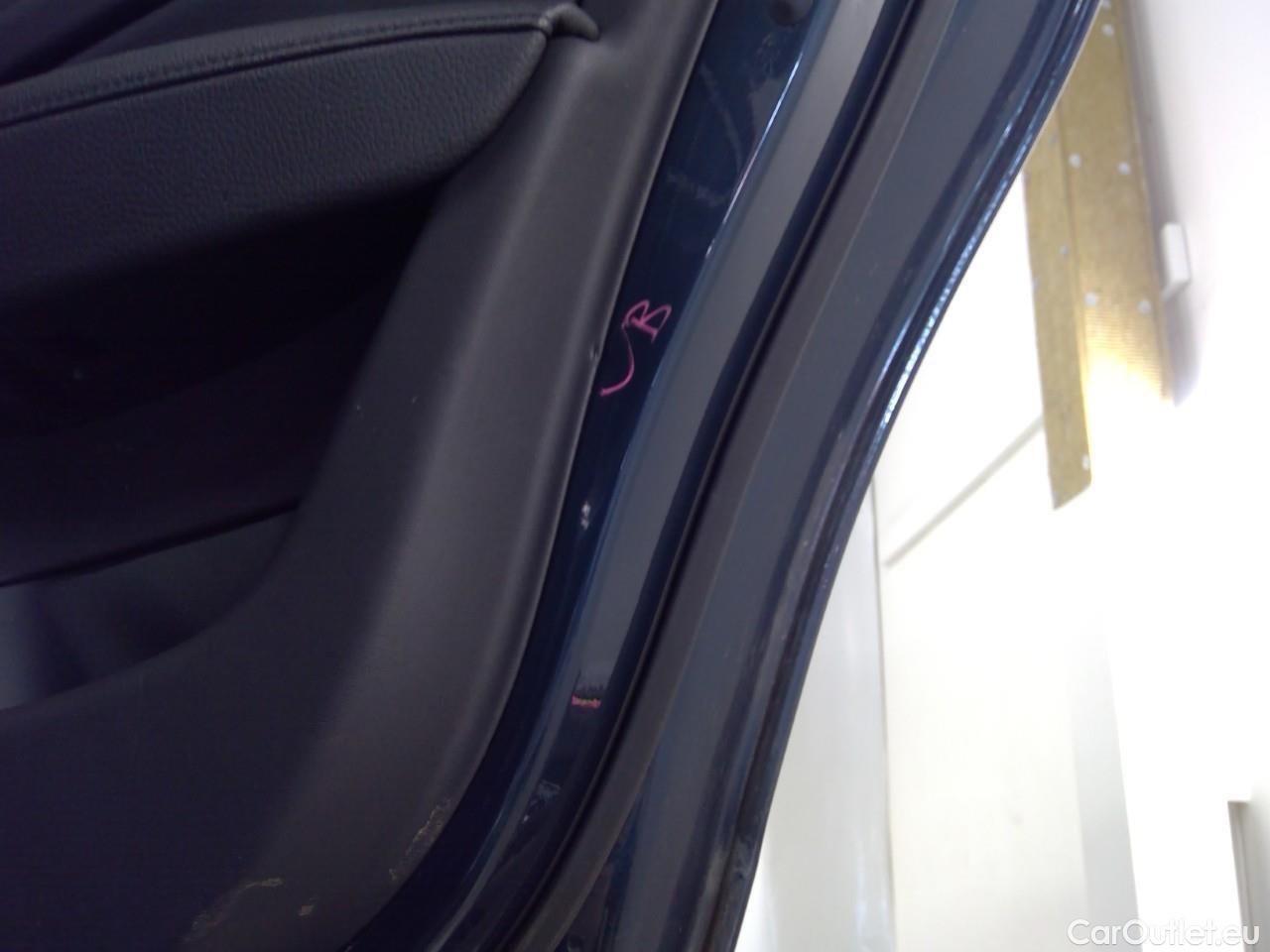  Volvo  V60  B4 D FWD Mom.Adv.SE Pa.Aut #41