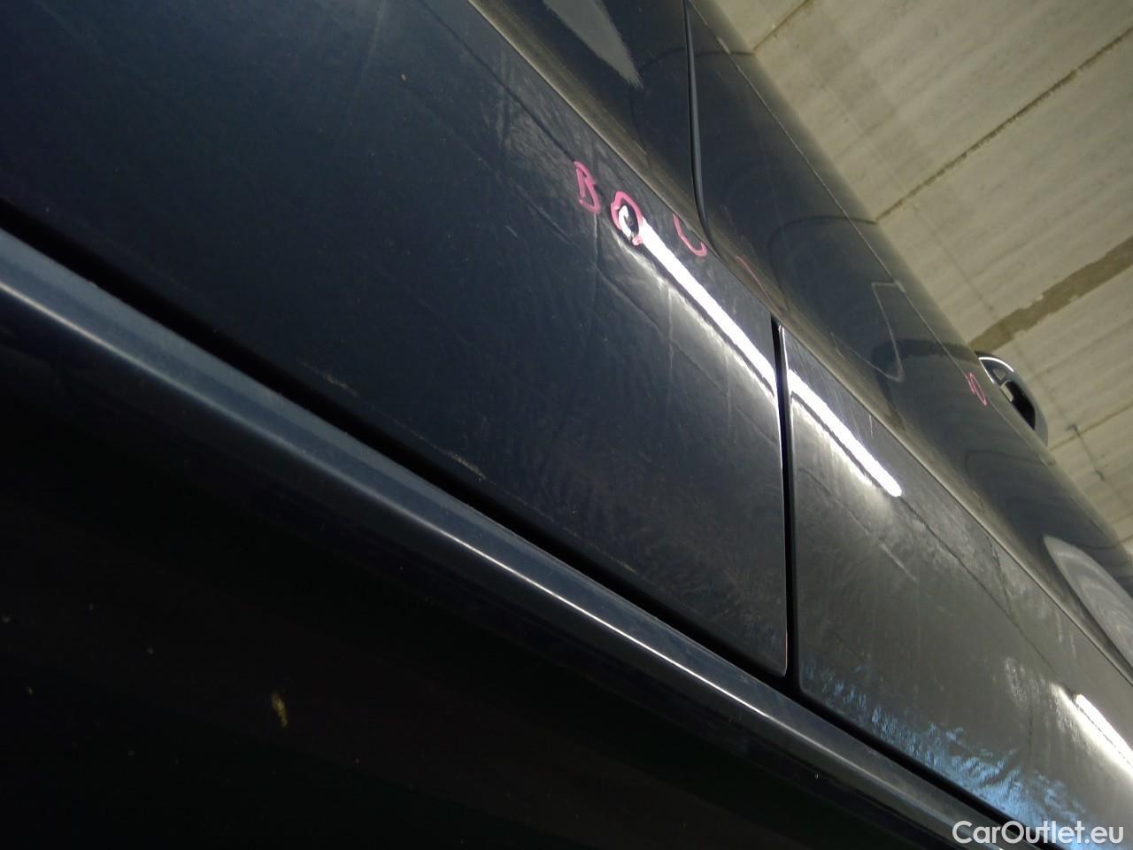  Volvo  V60  B4 D FWD Mom.Adv.SE Pa.Aut #12