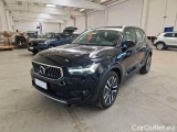  Volvo  XC 40 VOLVO XC40 / 2017 / 5P / SUV T4 PLUG-IN HYBRID AUTO RECH INSCRIP EXPR 