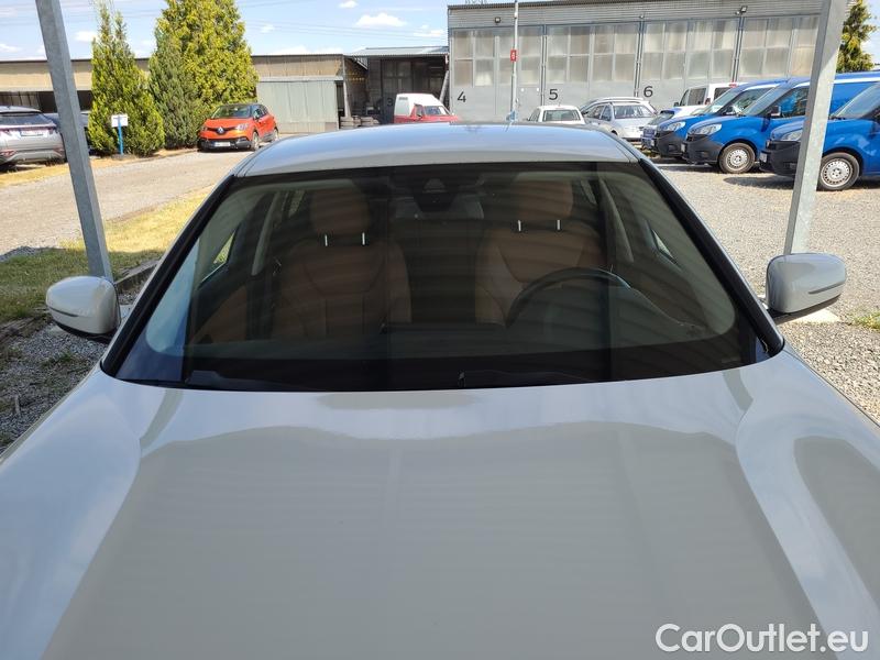  Bmw  Serie 3  Lim. (F30)  (2015) 330e AT #1
