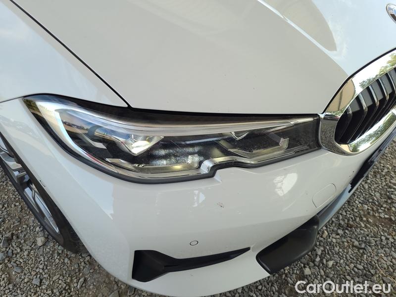  Bmw  Serie 3  Lim. (F30)  (2015) 330e AT #2