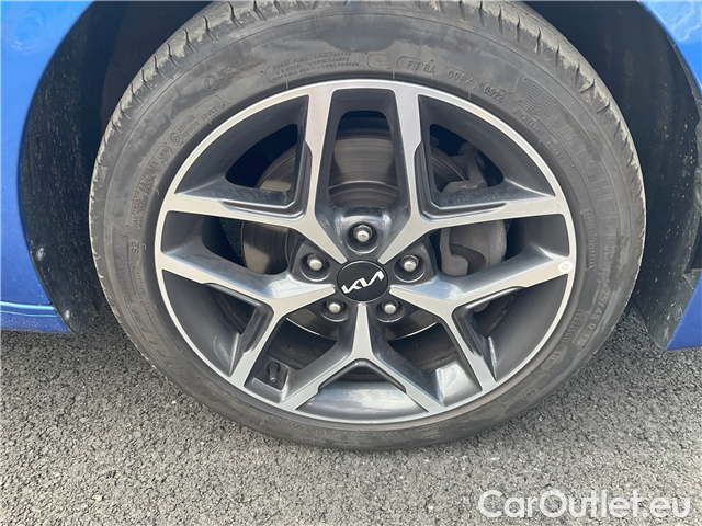  KIA  Cee'd Ceed SW 1.5 T-GDI 118 Top #3