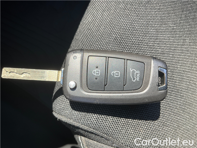  Hyundai  i30  1.5 T-GDI M.Hyb Smart kom. #17