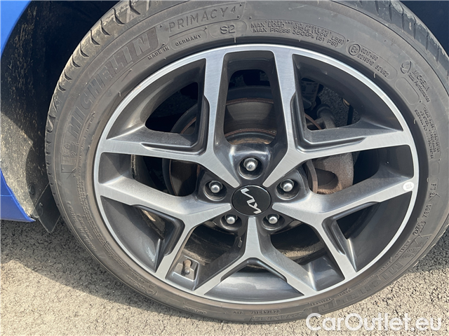  KIA  Cee'd Ceed SW 1.5 T-GDI 118 Top #13