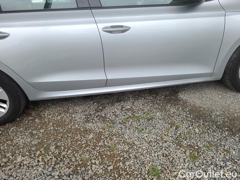  Skoda  Octavia  Combi (NX3)(2020) Oct.Combi 2.0TDI 110 Am 4x4 AT #19