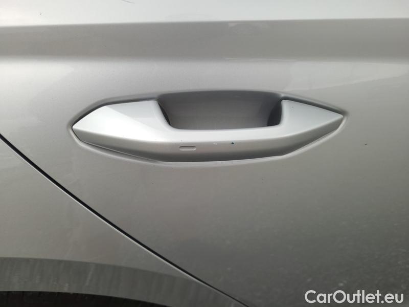  Skoda  Octavia  Combi (NX3)(2020) Oct.Combi 2.0TDI 110 Am 4x4 AT #19