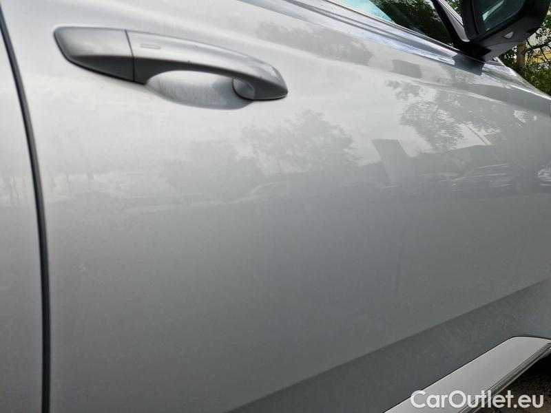  Skoda  Superb  Combi (3V5)(2015) Su.com.2.0TDI 147 4x4 L&K Aut #19